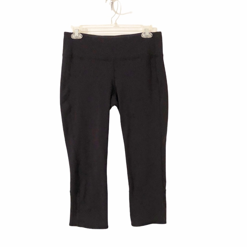Athleta black cropped leggings size M